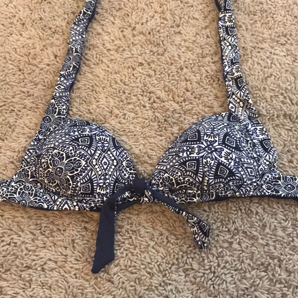 Never worn before padded retro bikini top